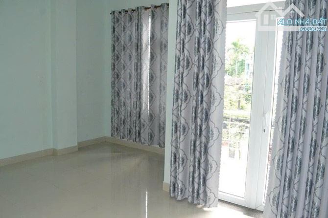 Bán gấp nhà 2 tầng mặt tiền Tô Hiến Thành 120m2 giá chỉ 7ty650 - 1