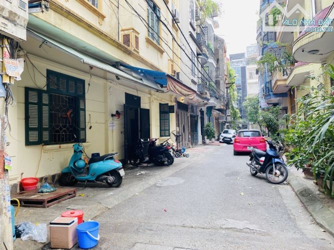 PHÂN LÔ. VỈA HÈ. Ô TÔ VÀO NHÀ.PHỐ KIM ĐỒNG. HOÀNG MAI. 45m. 4 TẦNG.MT 4M. GIÁ 11 TỶ NHỈNH. - 2