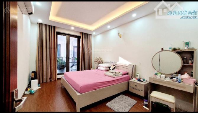 Nhà 50m2. 5tầng ngõ 109, Nguyễn Sơn full nội thất,ô tô vào nhà tiện ích xung quanh không t - 2