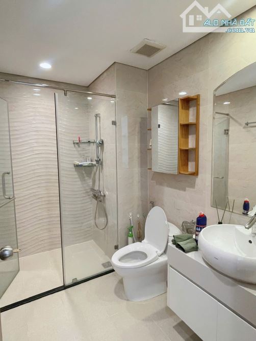 HOA HẬU, Quang Trung, Gò Vấp, XE HƠI ĐỖ CỬA, NGANG 6 DÀI 18, CHỈ 5 TỎI. - 2