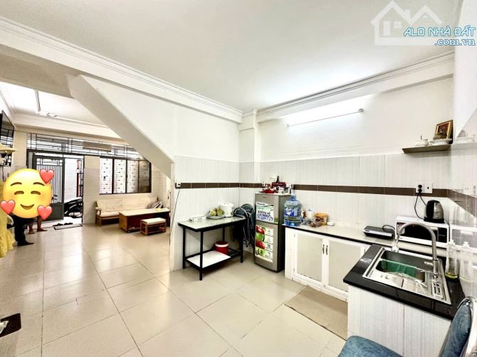 Siêu hiếm, Ô TÔ NGỦ TRONG NHÀ, Quang Trung, Gò Vấp, 100 M2 chỉ 4.99T - 2