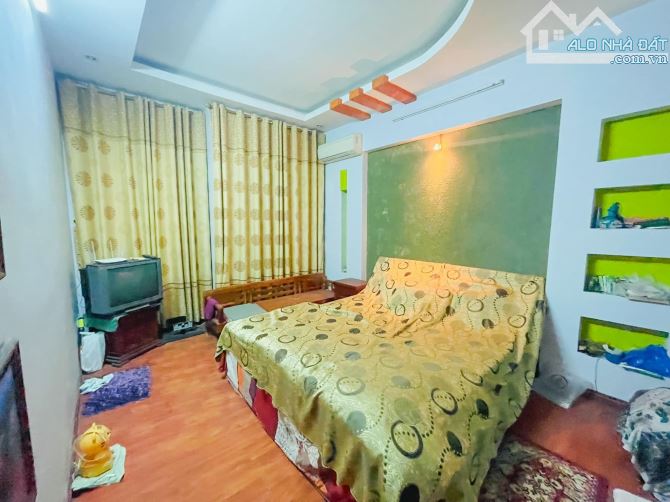 Bán nhà đẹp ở ngay Đường Láng, Đống Đa. DT50m, 5 tầng, MT5m6 Giá 10 tỷ - 3