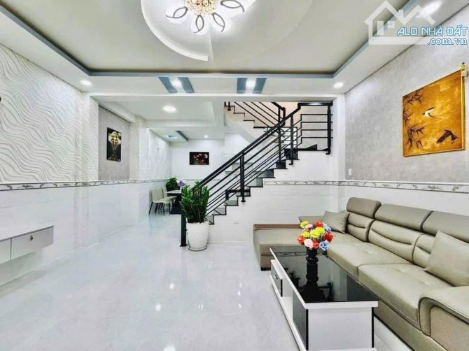 Chủ gửi bán gấp nhà hẻm 417/69/ Quang Trung Gò Vấp, P. 10 giá 4,2 tỷ/39m2 1 trệt 2 lầu - 4