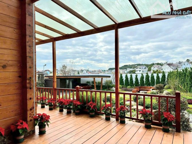 🏡 BÁN BIỆT THỰ SIÊU ĐẸP - NGAY ĐƯỜNG TRẦN ĐẠI NGHĨA - CÁCH HỒ XUÂN HƯƠNG CHỈ 2KM - 858M2 - 4