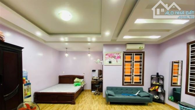 Nhà nhiều tầng đẹp, Bìa Đỏ 2 Quyền DT 93m2, MT siêu rộng, giá tốt MĐ Cát Bi, Hải Phòng - 4