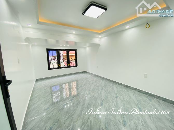 Nhà 3 tầng lô góc, mặt ngõ (3 mặt thoáng), diện tích ~35m²:Nguyễn Công Hoà giá chỉ 2,48 tỷ - 4