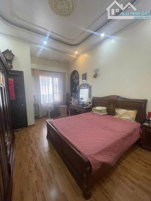 Mặt đường Đình Đông. Dt: 58m x 4 tầng. Giá 9.3 tỷ. - 5