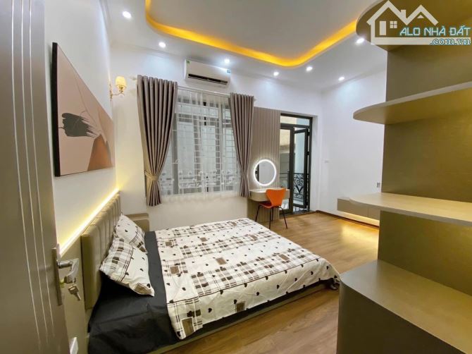 Bán nhà An Dương, Tây Hồ. chỉ hơn 8 tỷ, 5 tầng, ~40m2 - 5