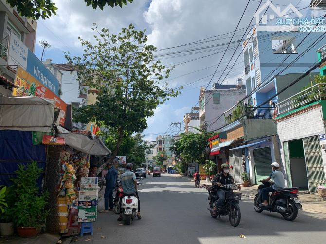 MẶT TIỀN Huỳnh Thị Hai , Tân Chánh Hiệp, 4x25m 3 tầng giá 8 tỷ