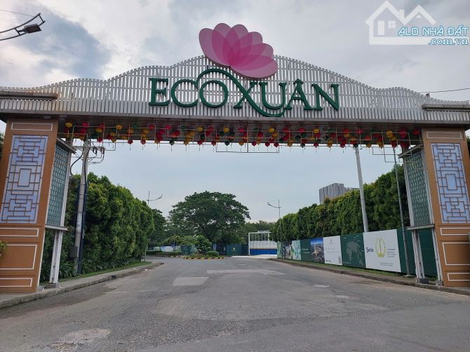 Bự thiệt liền kề EcoXuan Thuận An, 3 tầng, Gia đình cần bán gấp, thổ cư 100%