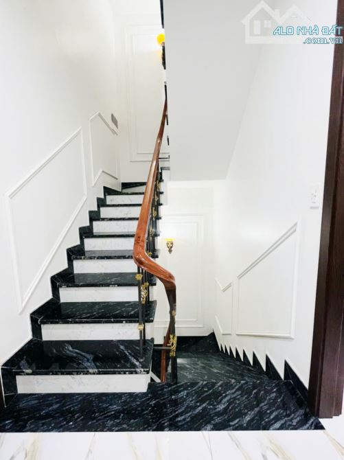 Nhà đẹp dân xây phân lô Cái Hòm - Tuyến 2 Lê Hồng Phong. DT 60m2 x 6T Thang Máy - 10