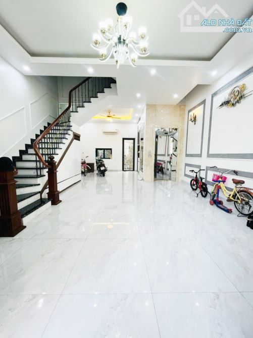 Nhà đẹp dân xây phân lô Cái Hòm - Tuyến 2 Lê Hồng Phong. DT 60m2 x 6T Thang Máy - 11