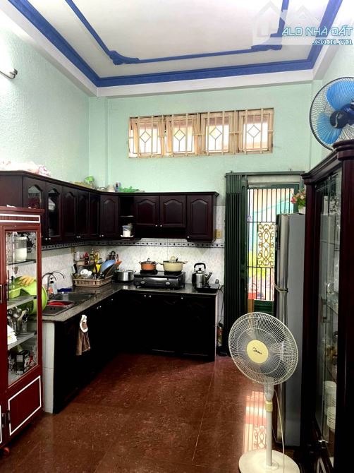 Bán nhà MẶT TIỀN đường 702, Quận 11, TP HCM ( nhỉnh 8 tỷ) - 1