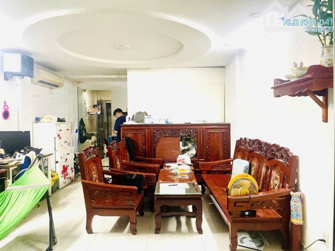 HXH CMT8, phường 13, Quận 10, DT 4 x 12m, GPXD 4 tầng, nhỉnh 6 tỷ - 1