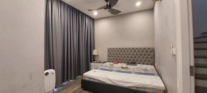 [KD mặt ngõ] Bán nhà Hồ Hoàng Cầu,32m2X4T,Giá 6.8 tỷ, view hồ. - 1