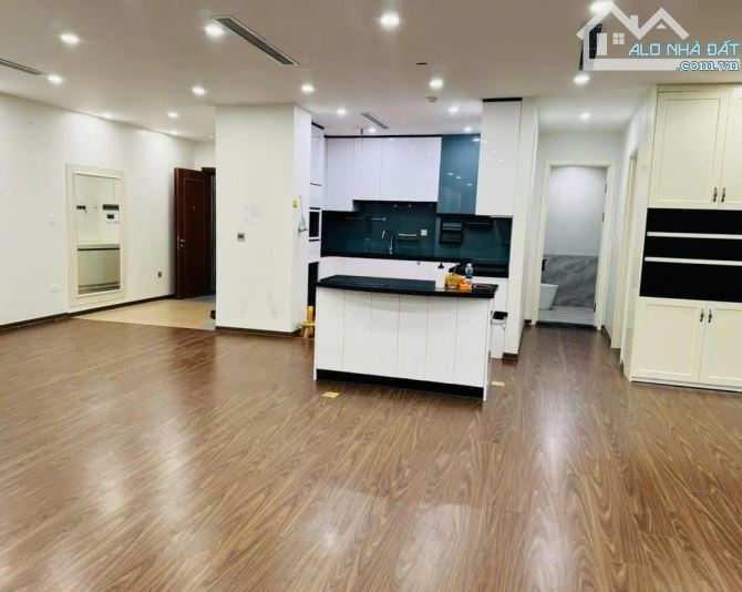 PENTHOUSE CAO CẤP CHỈ 66 TRIỆU/m CHUNG CƯ CT2A NGHĨA ĐÔ 250m 17 tỷ 5 NGỦ SIÊU VIP THOÁNG - 1