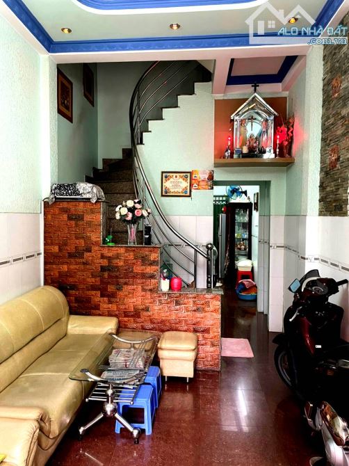 Bán nhà MẶT TIỀN đường 702, Quận 11, TP HCM ( nhỉnh 8 tỷ) - 2