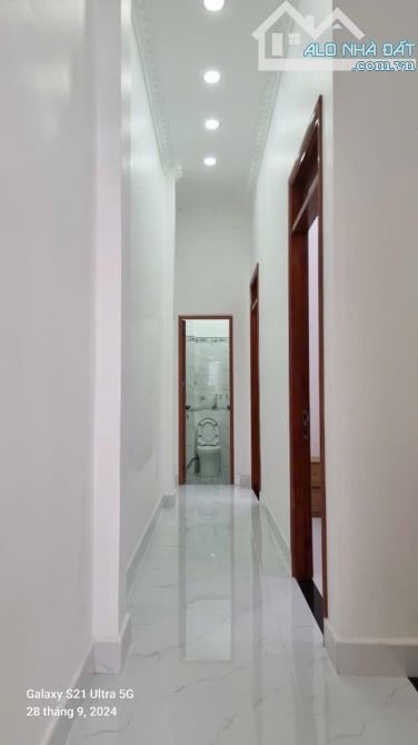 Bán nhà đẹp phường 15, HẺM ÔTÔ Gò Vấp, gần 120m2 sử dụng, 4PN, 3WC NHỈNH 4 TỶ - 2