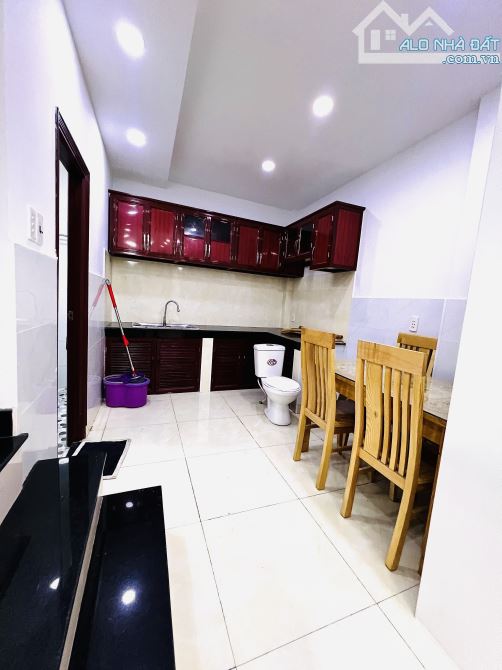 Hẻm 6m Thông Đường Trương Phúc Phan - Thuận tiện di chuyển HL2 và Lê Văn Quới - 3 lầu 🏠 - 2