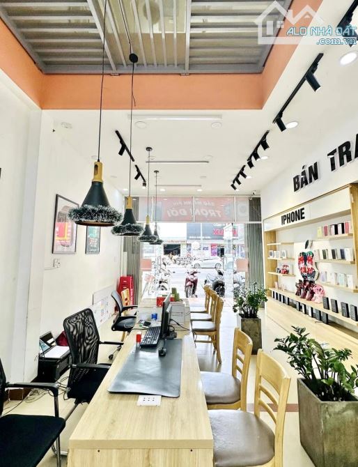 Hiếm - Nhà Măth Tiền Hàm Nghi - Phố Công Nghệ - 4 Tầng - Thuê 31Trieu/Tháng - 53m2 - 13Tỷ5 - 2