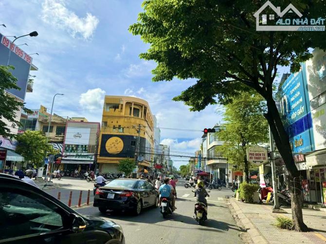 Hiếm - Nhà Măth Tiền Hàm Nghi - Phố Công Nghệ - 4 Tầng - Thuê 31Trieu/Tháng - 53m2 - 13Tỷ5 - 3