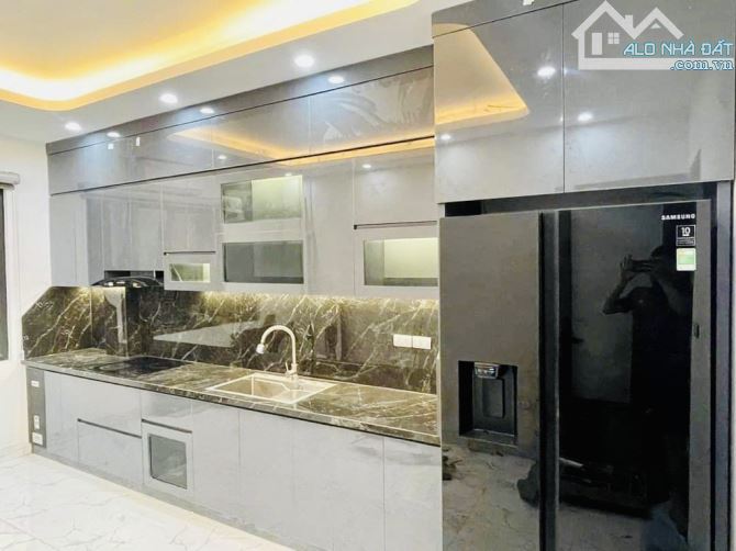 BÁN NHÀ PHÂN LÔ, XUÂN THUỶ, 2 MẶT TIỀN, THANG MÁY, KINH DOANH, 50M2, 7 TẦNG. - 3