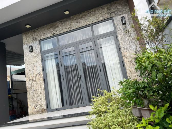 7,8x25 NHÀ ĐẸP 1 LẦU sang trọng gần chợ Xuân Hoà. 9,5 tỷ - 3