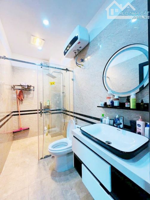 Nhà đẹp dân xây phân lô Cái Hòm - Tuyến 2 Lê Hồng Phong. DT 60m2 x 6T Thang Máy - 4
