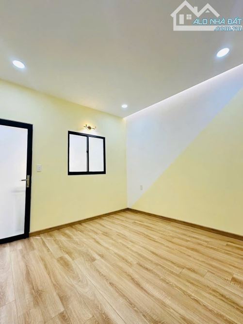 🏘🔥NHÀ TÂN PHÚ ĐẸP LUNG LINH - NHANH CHÂN - GÒ DẦU - 2 TẦNG - 25M - NHỈNH 2 TỶ. - 4