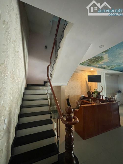 25,5 tỷ - BÁN TOÀ NHÀ 3 lầu 16P khách sạn ,(6x44m) mặt tiền nguyễn duy trinh ,tp. thủ đức - 7