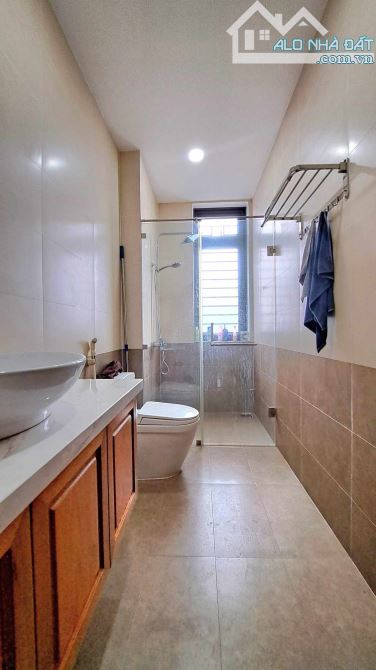 CHỦ ĐỊNH CƯ MỸ BÁN GẤP - 🏘️ 4TẦNG - BTCT - THỚI AN  ✴️5*13✴️== 5TỶ500triệu✴️ - 8