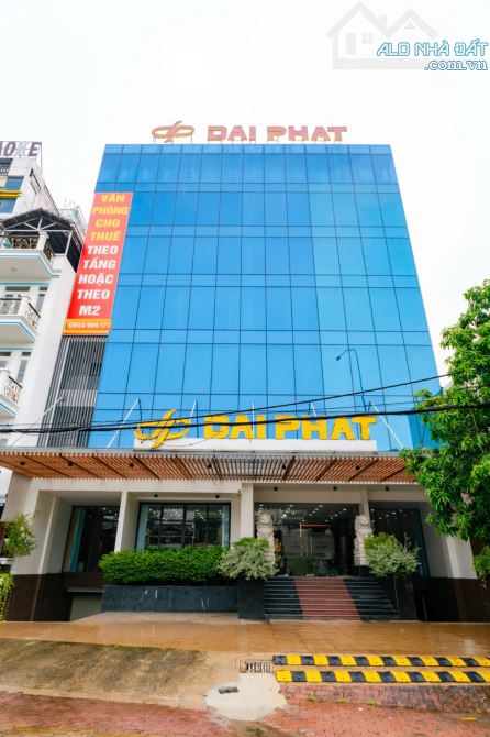 Kẹt vốn KD cần bán  nhanh tòa Building 7 tầng MT đường Hà Huy Giáp giá thương lượng mạnh