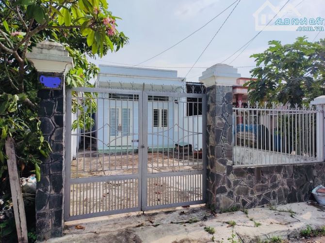 BÁN ĐẤT (CÓ NHÀ) 273M2 TẠI VÕ THỊ DÒN, TÂN THÔNG HỘI, CỦ CHI GIÁ 1 TỶ