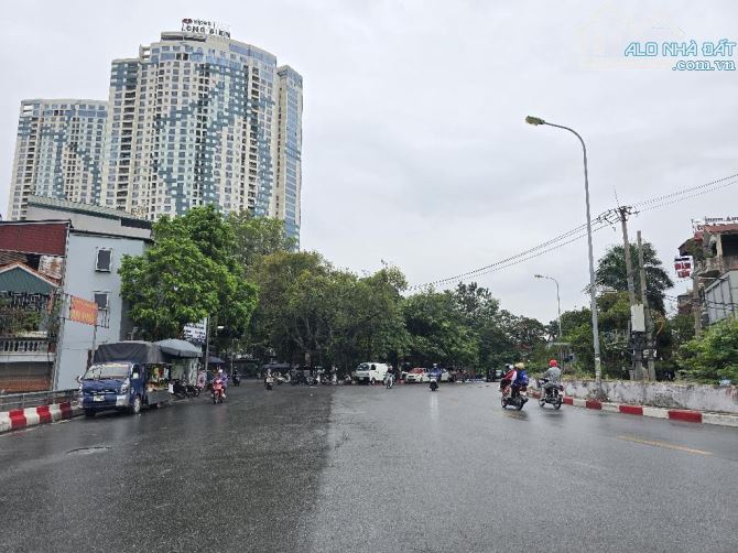 Biệt thự mini Ngọc Thuỵ Long Biên, gara ô tô, sân vườn, ô chờ thang máy, cạnh Mipec.