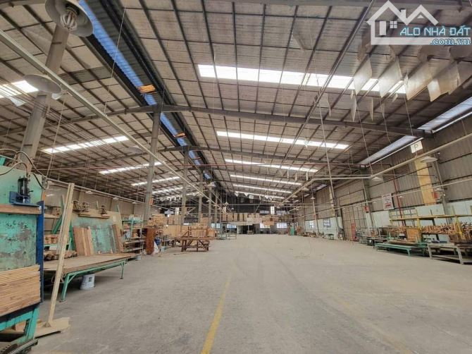 BÁN XƯỞNG TRONG KCN TÂN UYÊN, DT=10.000M2 ĐÓNG TIỀN 1 LẦN, SX ĐƯỢC NHIỀU NGÀNH NGHỀ