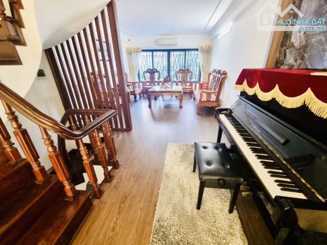 Văn Quán nhà đẹp như mơ, nội thất hiện đại, ô tô dừng đỗ ngày đêm, 45m2, 14.5 tỷ
