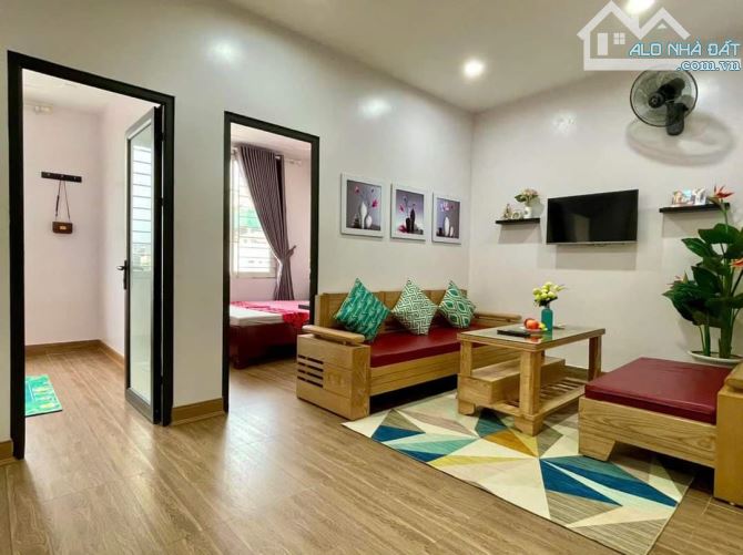 Bán toà nhà dòng tiền 10 tầng lô góc Mỹ Đình 110m2x10T MT 6.2m 31 tỷ ô tô doanh thu 200tr/ - 10