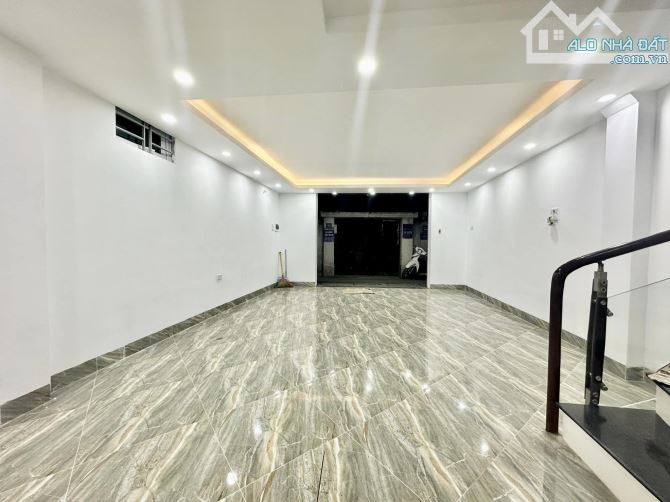 CỰC HIẾM NHÀ 5 TẦNG 40M2 PHỐ KHƯƠNG ĐÌNH, THANH XUÂN, GIÁ 7TỶ2 - 1