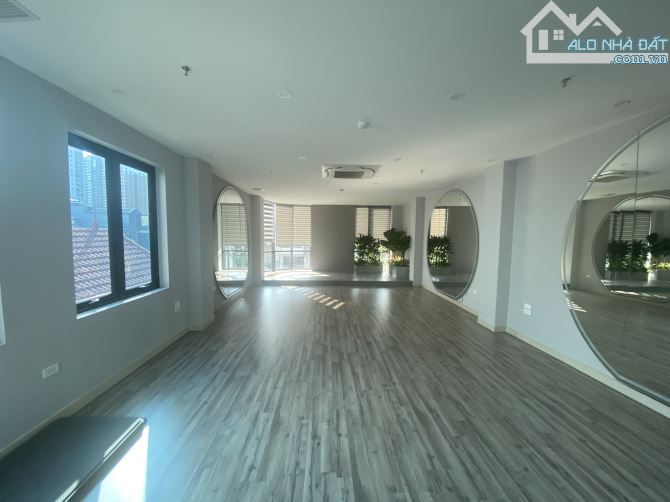 Sàn văn phòng 60m2 giá 12tr cho thuê mặt phố Nguyễn Ngọc Nại, Quận Thanh Xuân - 1