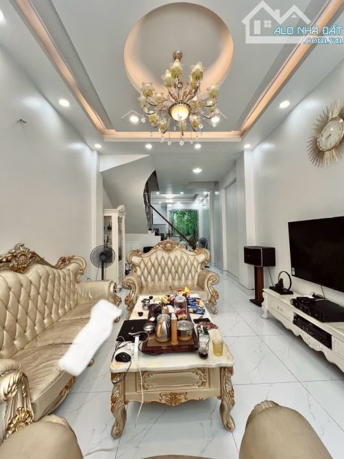 Bán nhà , Cống Lở, Tân Bình, giá 7.3 tỷ, 95m², 4 tầng, hẻm 6m ô tô ngủ nhà. - 1