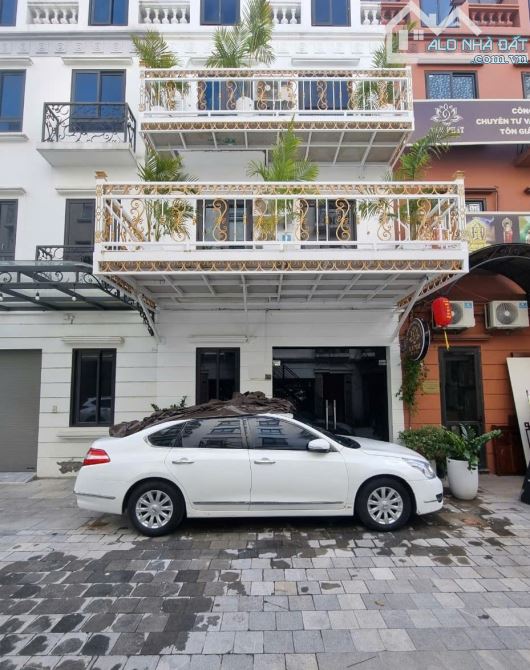 Bán shophouse La Casta Văn Phú, 80 m², 5 tầng như Mới, 2 mặt đường ô tô tránh vỉa hè - 1