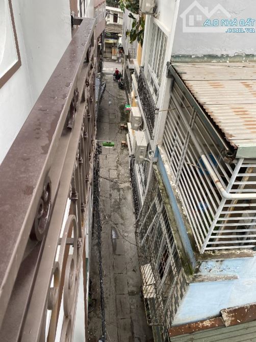 Bán nhà 2 tầng, 41m2, phố Yên Lạc, phân lô, mặt ngõ ô tô, chỉ hơn 9 tỷ - 1