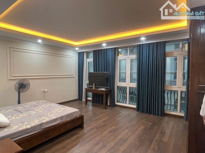 Giảng Võ - Biệt thự 122m  xây 7 tầng thang máy, MT 8m. - 1