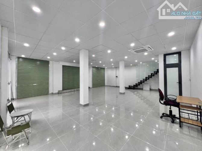 Cho thuê nhà Ô Cách, 180m2, 2 tầng mới, 16tr/t - 2