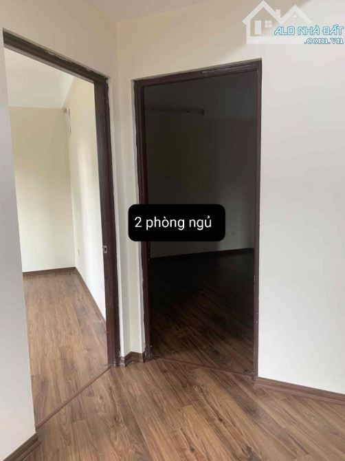 cho thuê chung cư CT1-1 Mễ Trì Hạ, 100m, 2 phòng ngủ, đồ cơ bản 13 triệu - 2