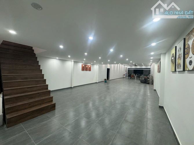 ThaThiết Bán Combo Văn phòng 250m2 + nhà ở 100m2, đường xe tải, nhỉnh 20tr/m2, Sổ hồng,TC. - 1