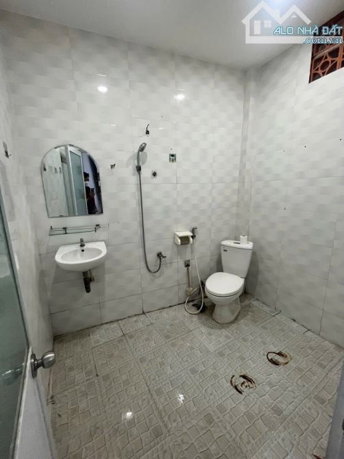 Bán nhà 2 tầng, hẻm THÁP BÀ, 65m2, ngang 7,1m, 4PN, 2WC, giá 2 tỷ 550 - 2