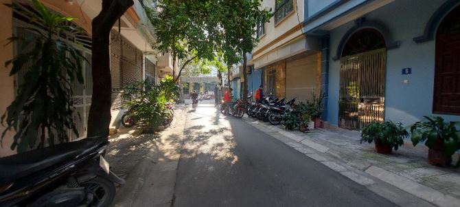 Bán nhà 4 tầng, phân lô VIP ô tô tránh, phố Lạc Trung, chỉ 14 tỷ - 2