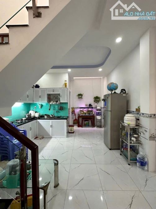 🏠🏠Gần chợ Tân Hương, Nguyễn Suý, Tân Phú  3 Tầng mới đẹp, sát mặt tiền,XE hơi  tận cửa - 2