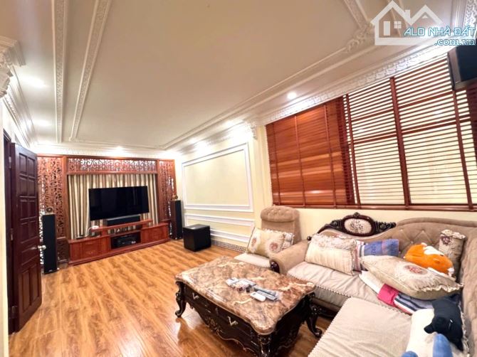 Bán gấp biệt thự 324m2 Tư Đình-Long Biên, hàng xóm phố cổ Hoàn Kiếm, chỉ 42 tỷ. - 3